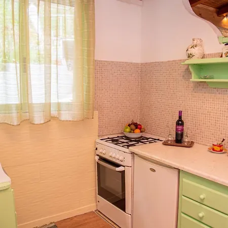 Apartment Aliki *